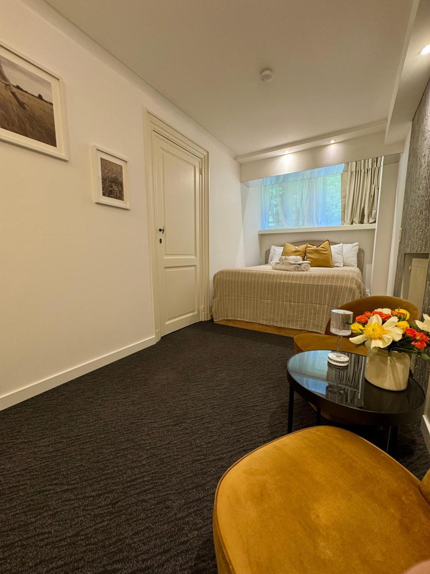 בריסל Hotel De Maitre De Vaughan מראה חיצוני תמונה